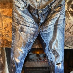 Est 1946 Demim distressed jeans-size 14